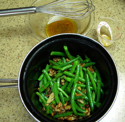 beans in pot