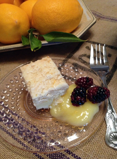 lemon curd yogurt crumb cake slice