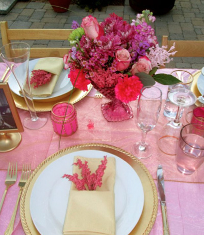 napkins with flowers tucked in