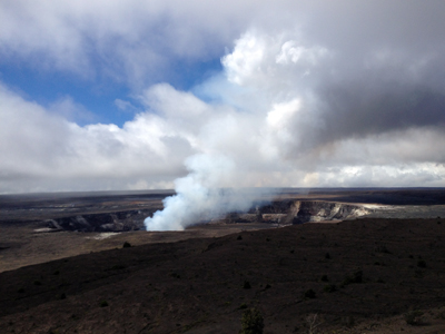 hawaiian erupting volcano