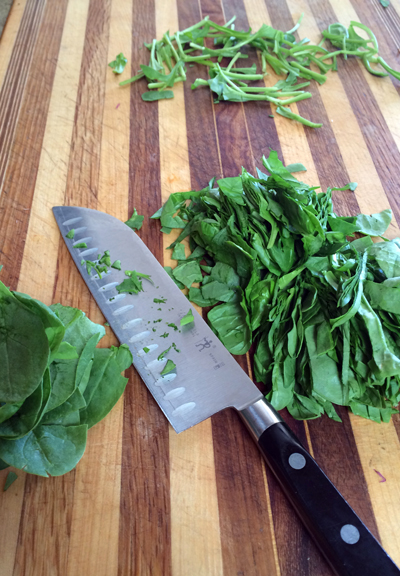 sliced spinach