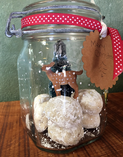 cookie snow globe